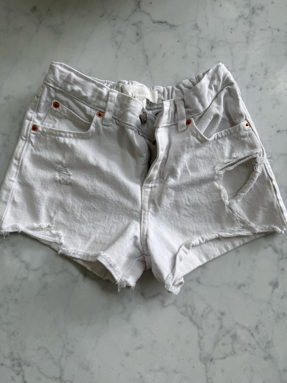 ZARA Girls White Distressed Denim Shorts 11/12